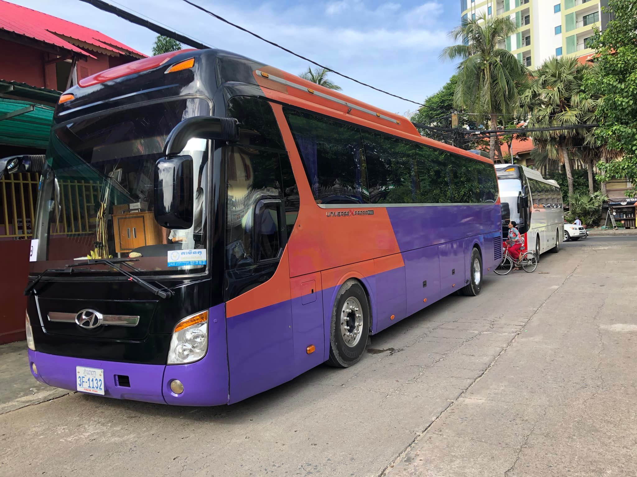 Xe bus đi Siem Reap mất bao nhiêu tiếng?